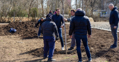 Продължава изграждането на още един нов парк в Ямбол